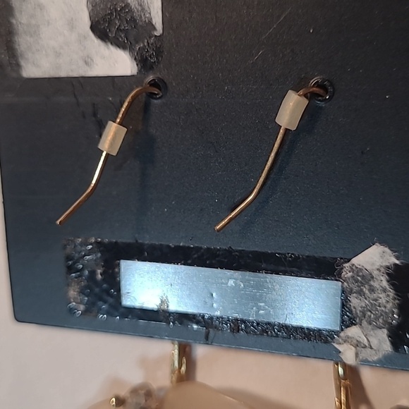 Women's New York & Co. Earrings NWT - Picture 4 of 7